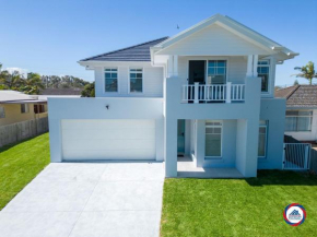 Beach Breeze Escape - The Entrance North